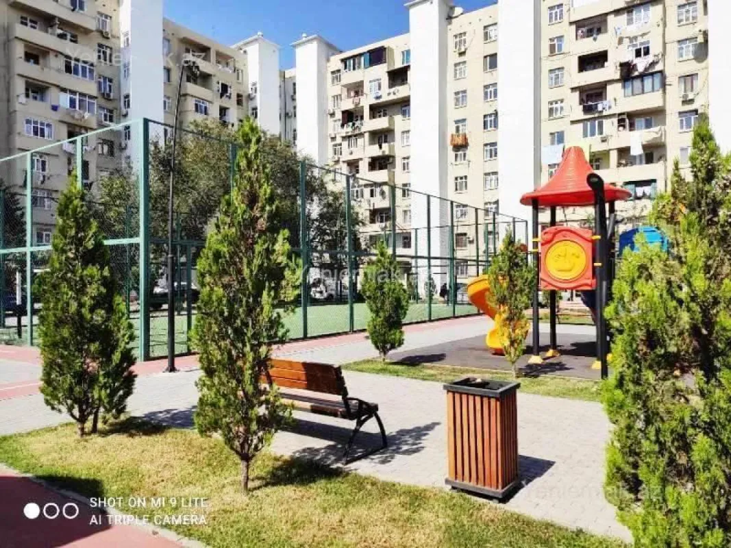 Satılır 3 otaqlı köhnə tikili 80 m²