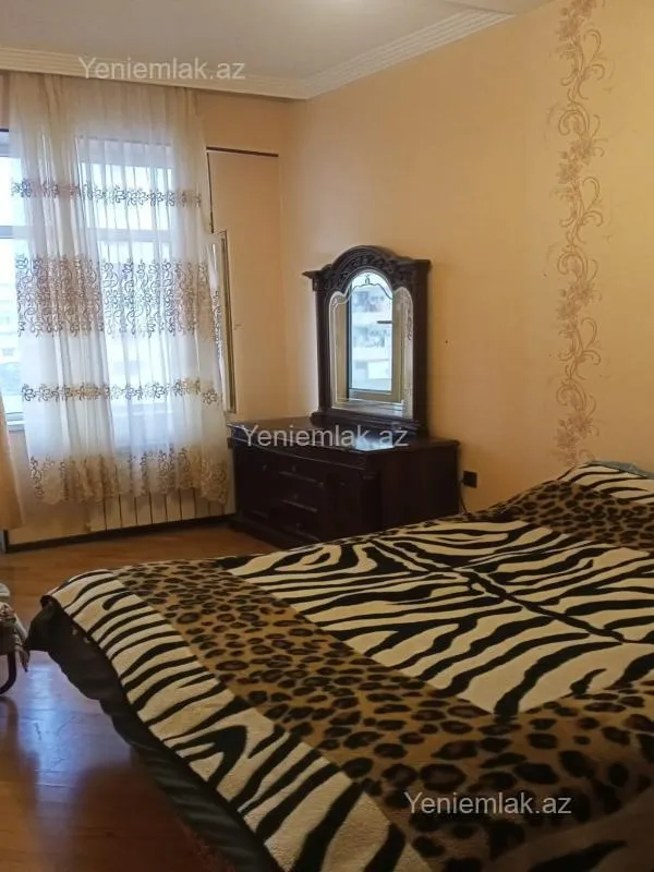 Satılır 3 otaqlı yeni tikili 98 m²