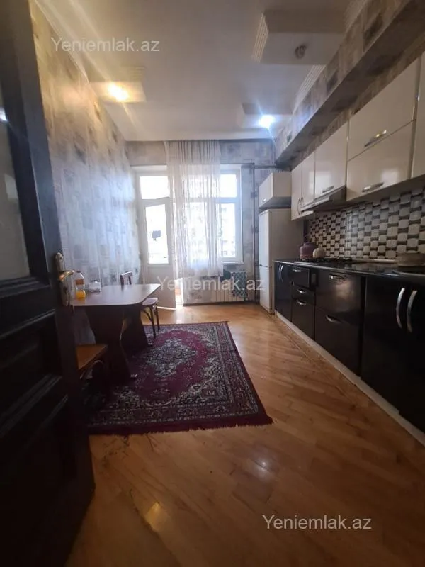 Satılır 3 otaqlı yeni tikili 98 m²