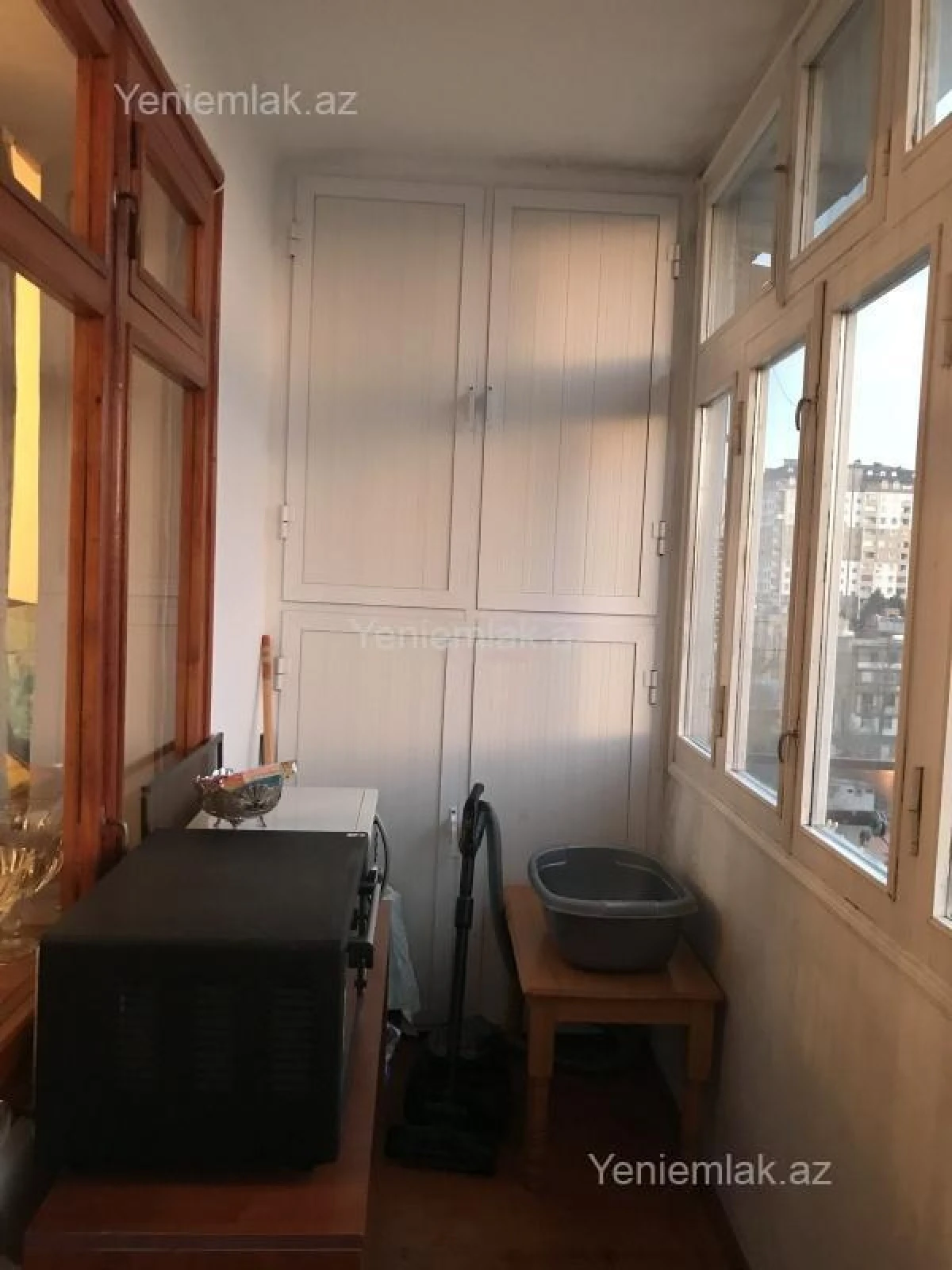 Satılır 3 otaqlı köhnə tikili 90 m²