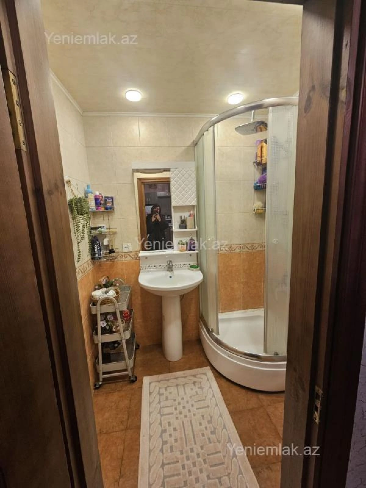 Satılır 3 otaqlı köhnə tikili 70 m²