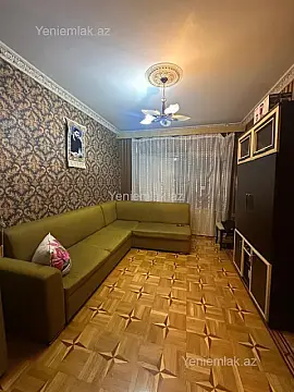 Satılır 4 otaqlı köhnə tikili 100 m²