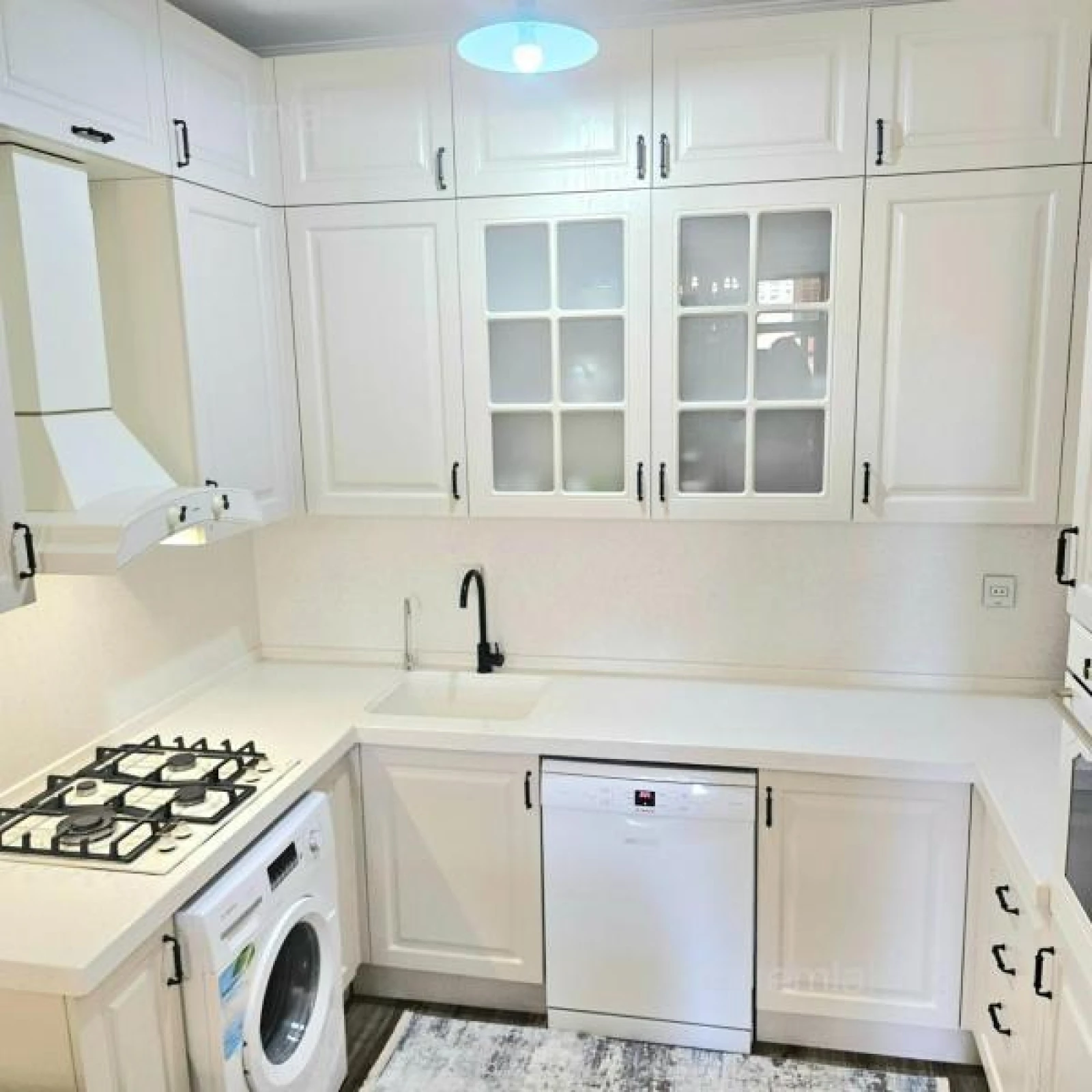 Satılır 2 otaqlı yeni tikili 77 m²