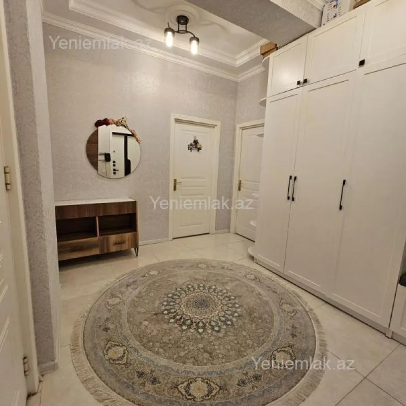 Satılır 2 otaqlı yeni tikili 77 m²