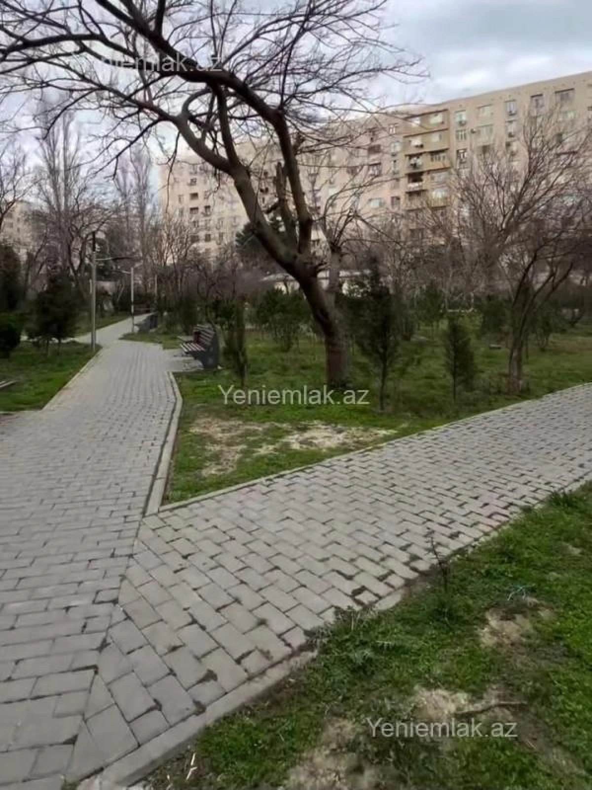 Satılır 3 otaqlı köhnə tikili 65 m²
