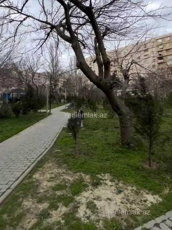 Satılır 3 otaqlı köhnə tikili 65 m²