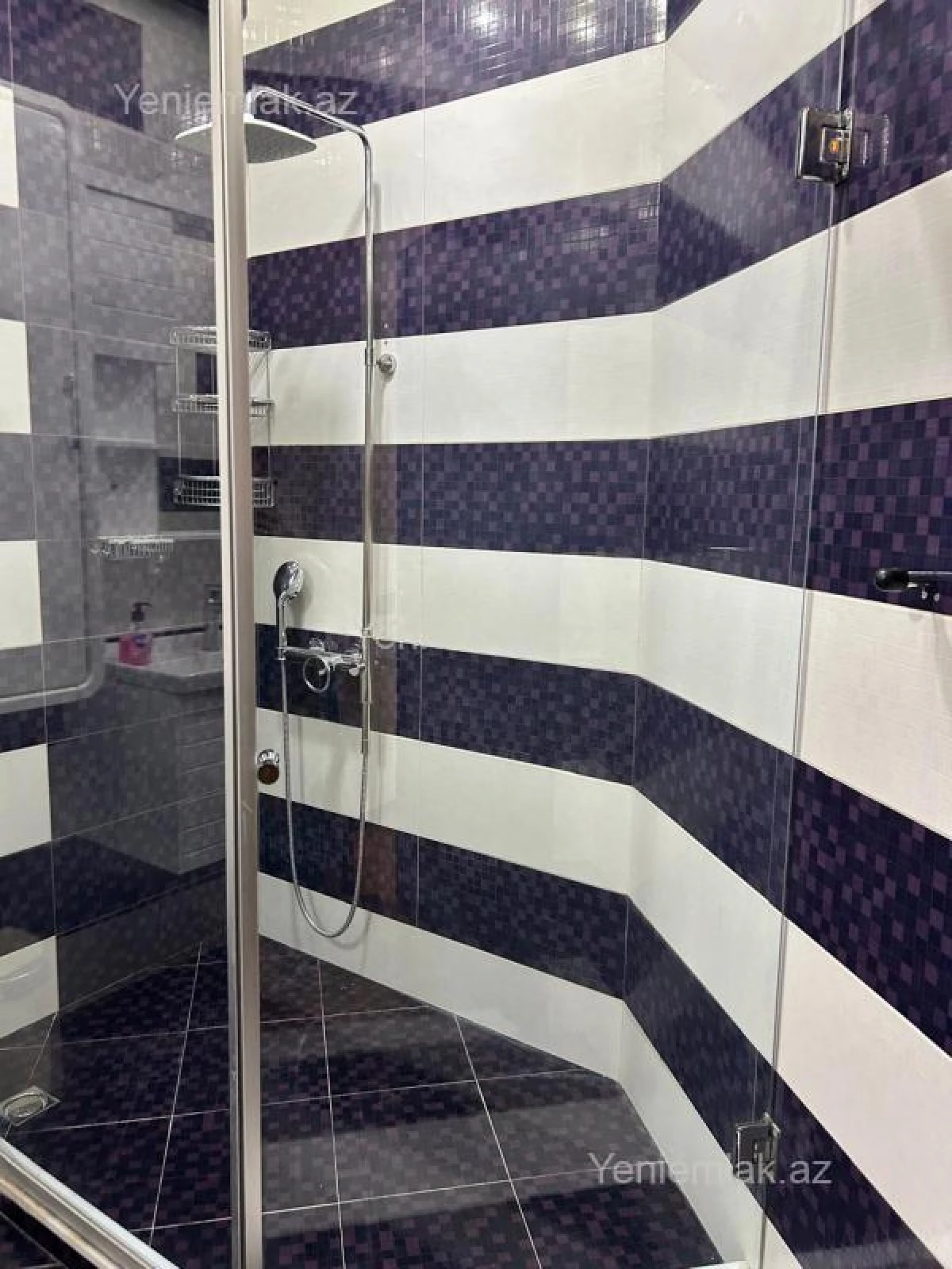 Satılır 3 otaqlı yeni tikili 137 m²