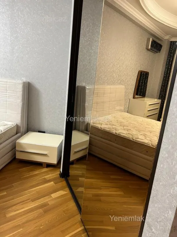 Satılır 3 otaqlı yeni tikili 137 m²