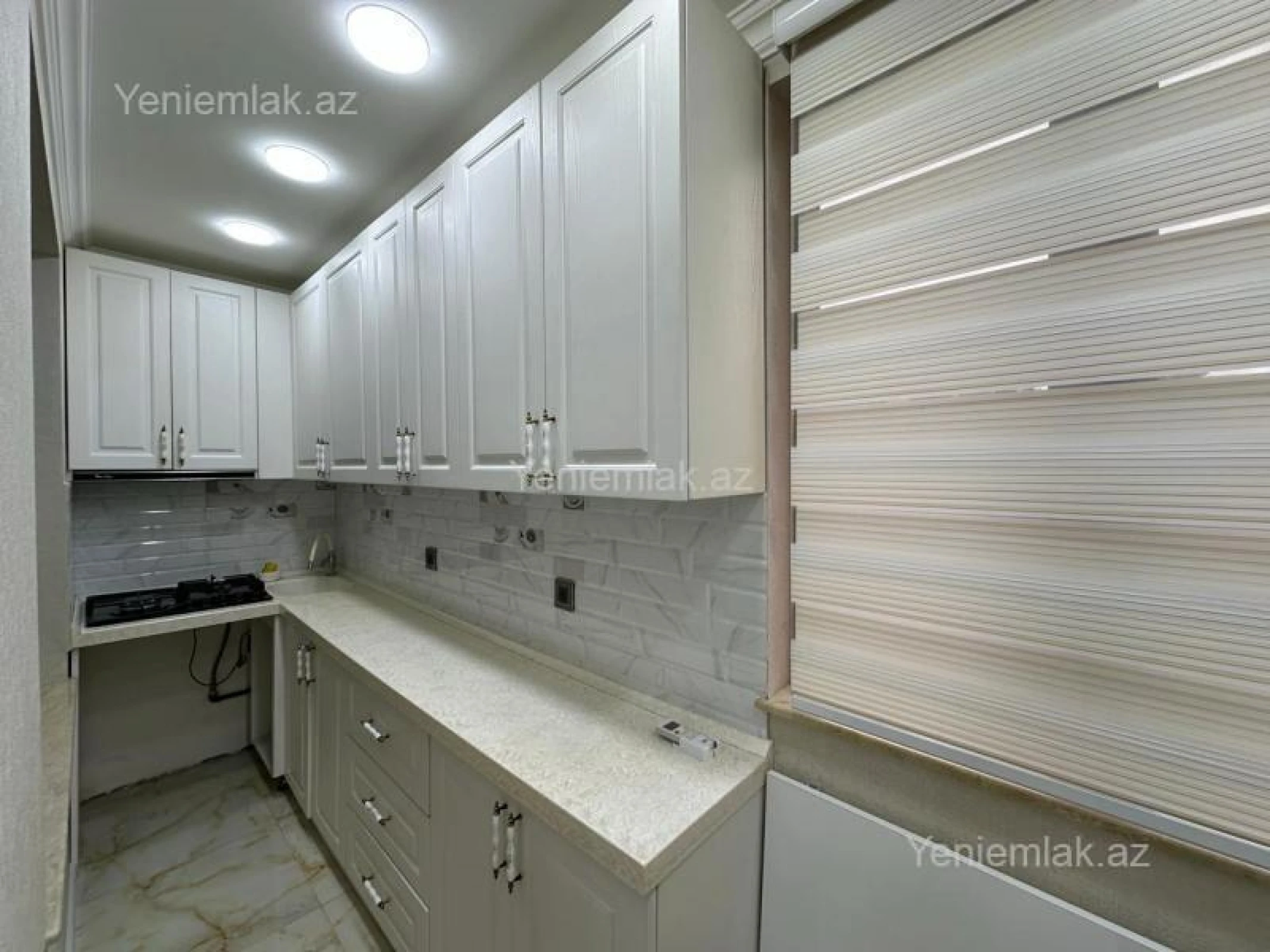 Satılır 3 otaqlı köhnə tikili 65 m²