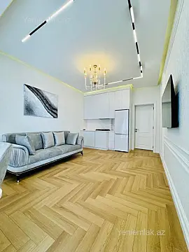 Satılır 2 otaqlı yeni tikili 60.5 m²