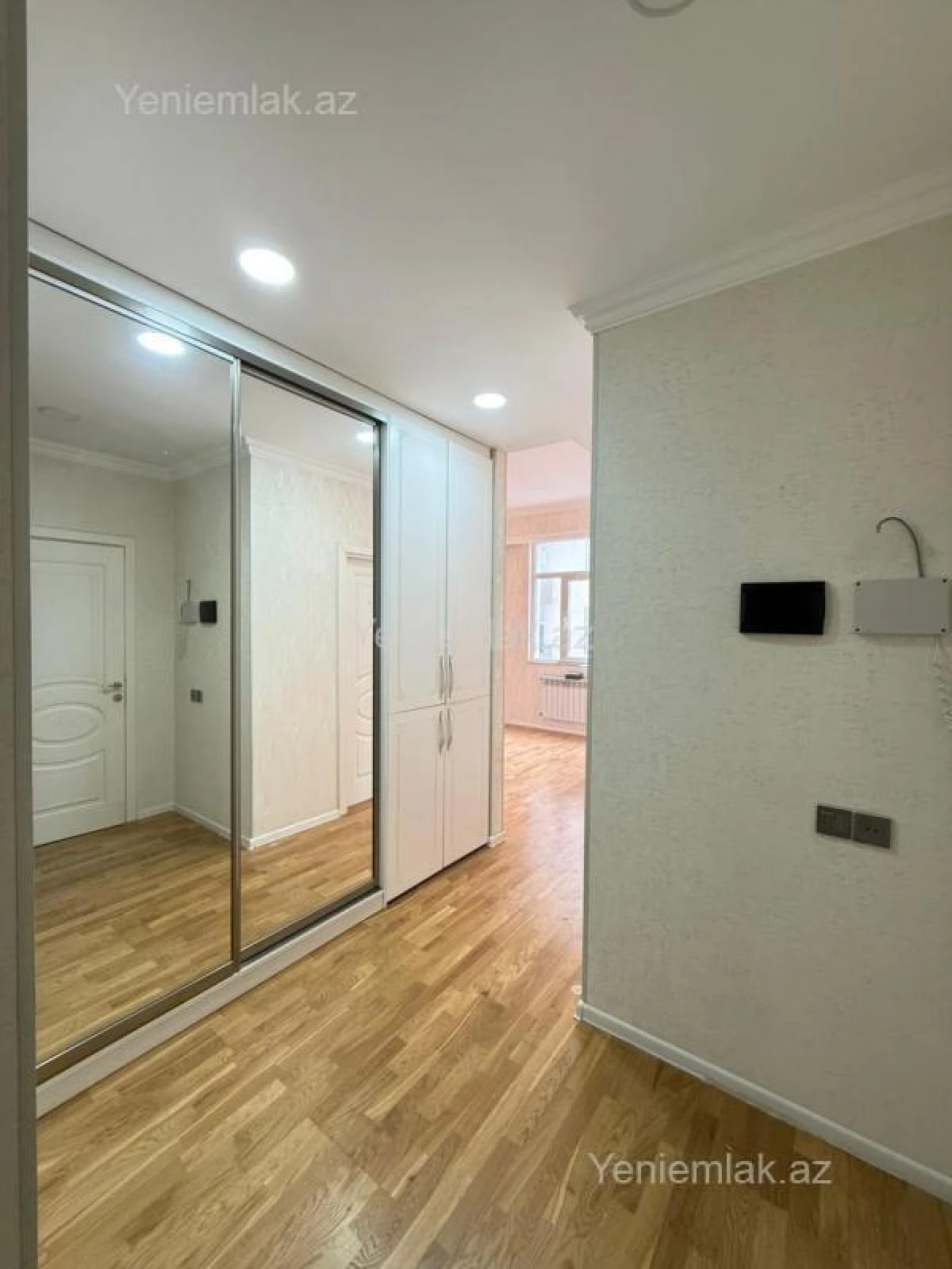 Satılır 3 otaqlı yeni tikili 66 m²