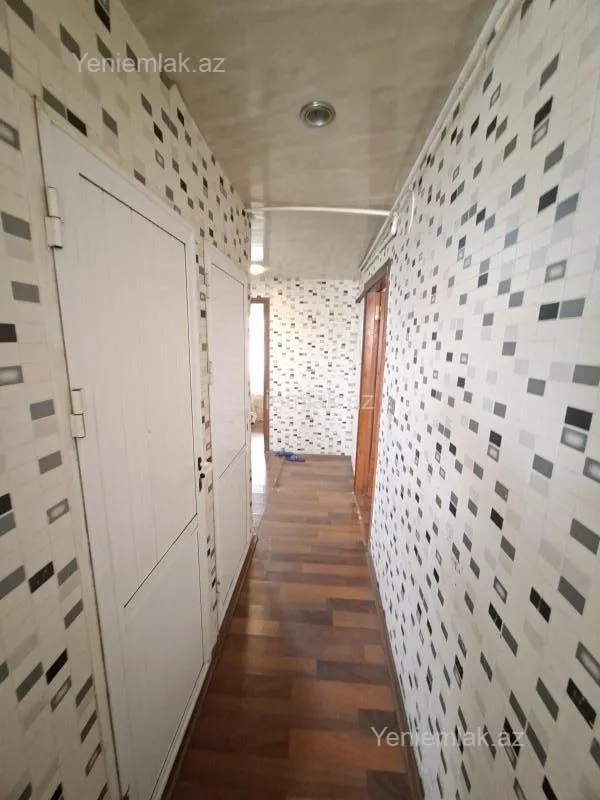 Satılır 2 otaqlı köhnə tikili 60 m²