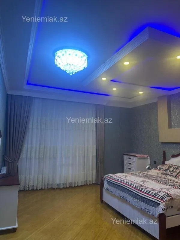 Satılır 3 otaqlı yeni tikili 137 m²
