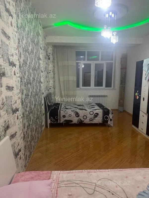 Satılır 3 otaqlı yeni tikili 137 m²