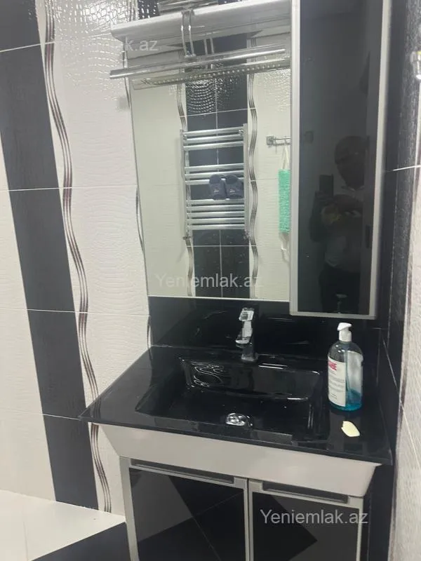 Satılır 3 otaqlı yeni tikili 137 m²