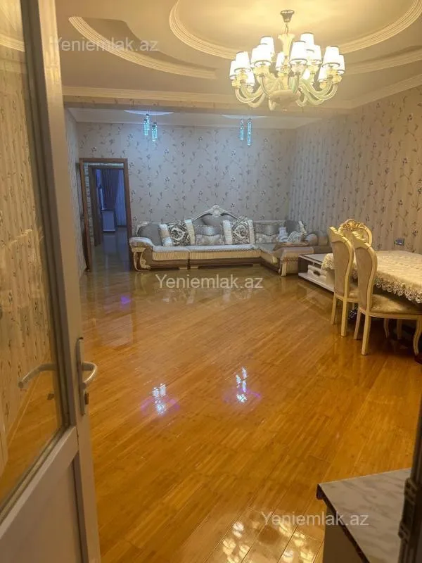 Satılır 3 otaqlı yeni tikili 137 m²