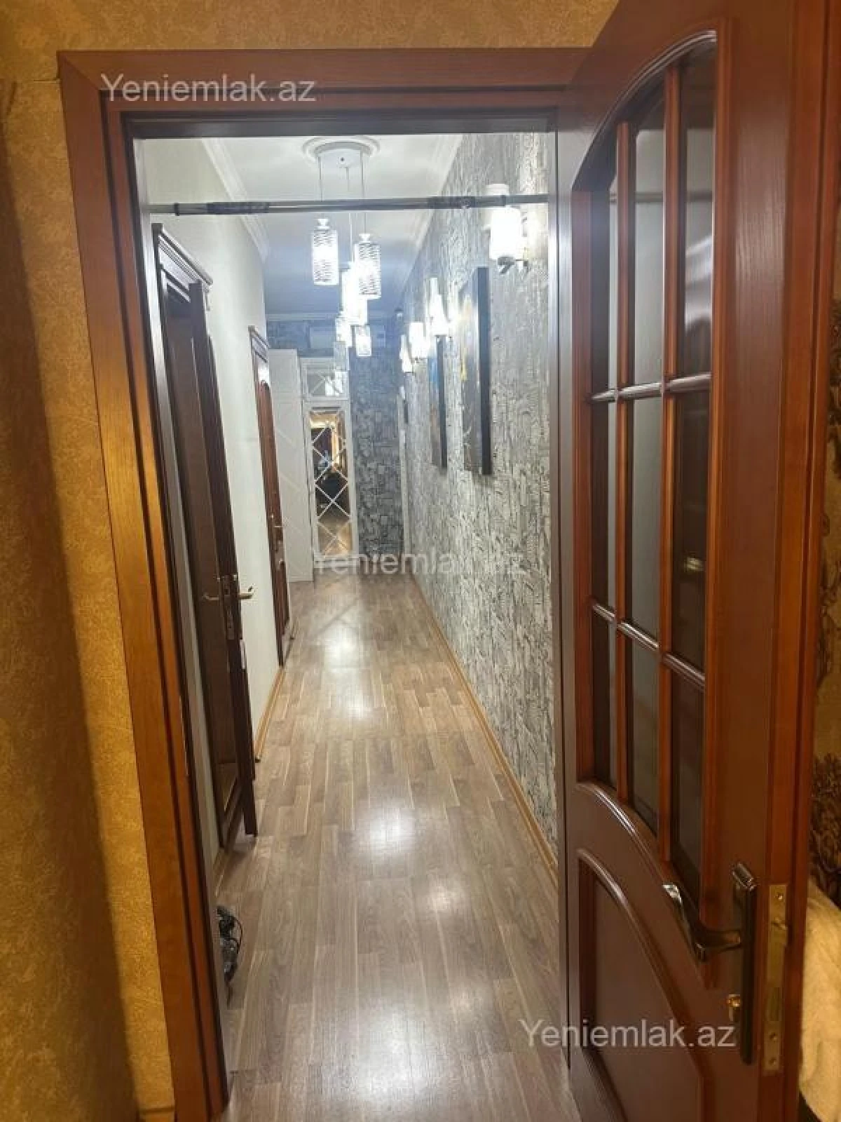 Satılır 2 otaqlı yeni tikili 80 m²