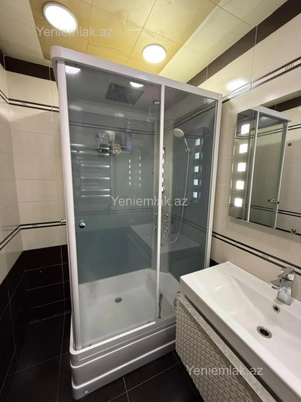 Satılır 3 otaqlı yeni tikili 95 m²