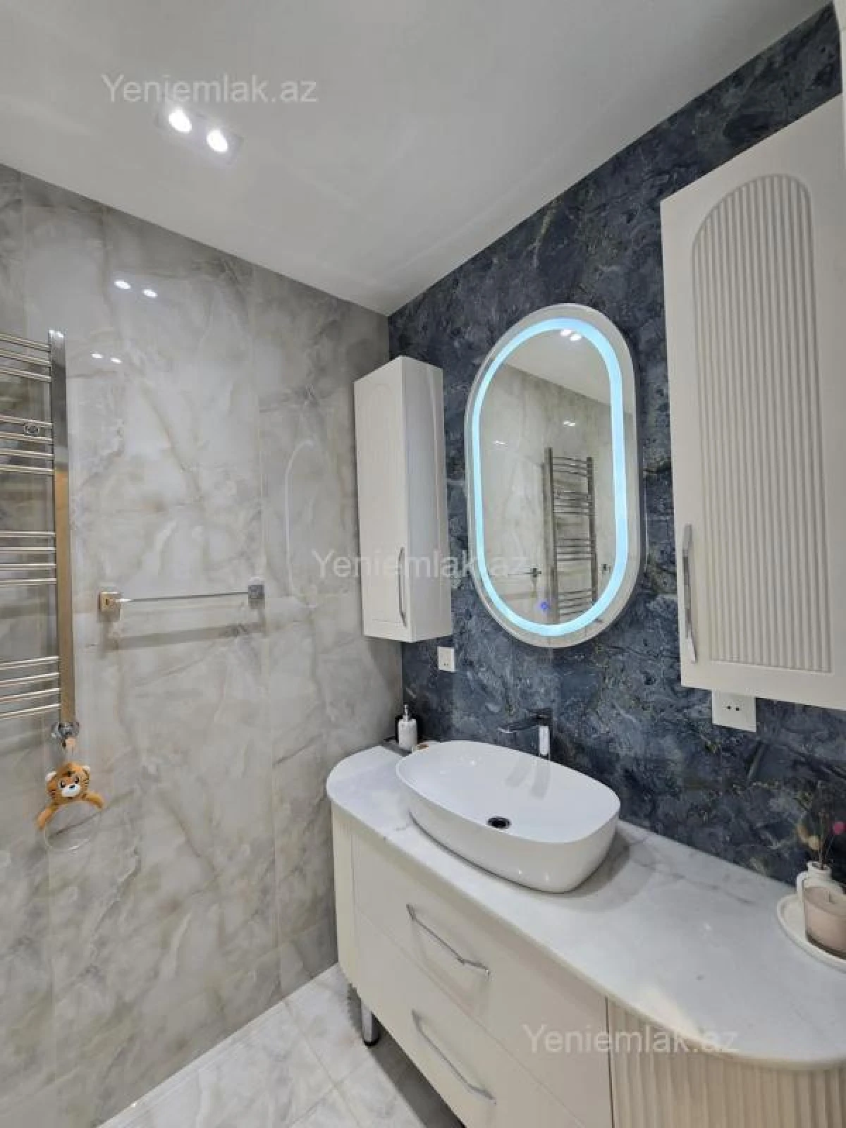 Satılır 3 otaqlı yeni tikili 156 m²