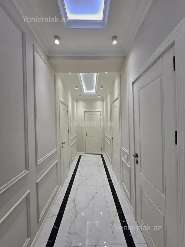 Satılır 3 otaqlı yeni tikili 156 m²