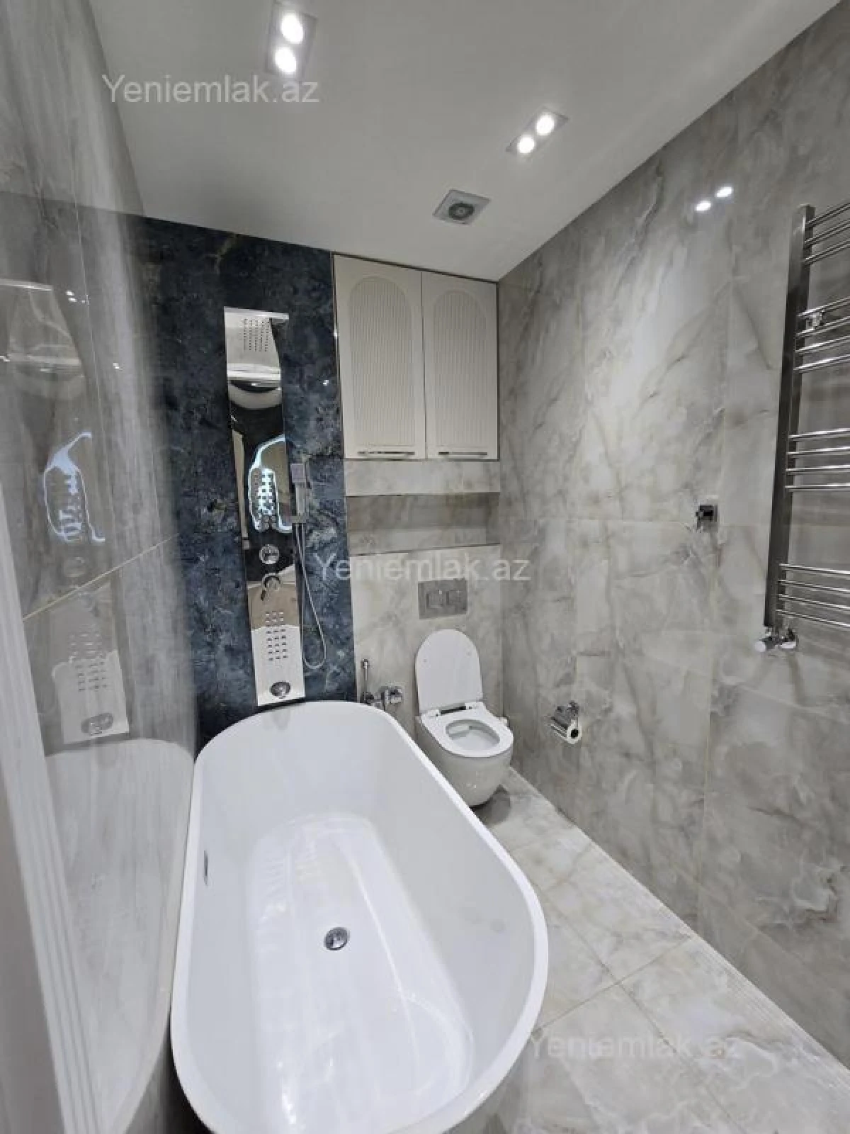 Satılır 3 otaqlı yeni tikili 156 m²