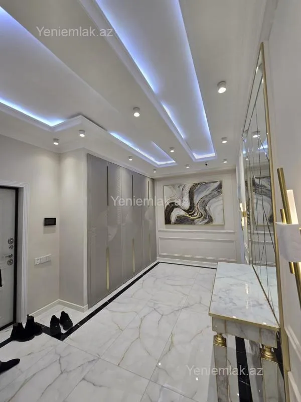 Satılır 3 otaqlı yeni tikili 156 m²