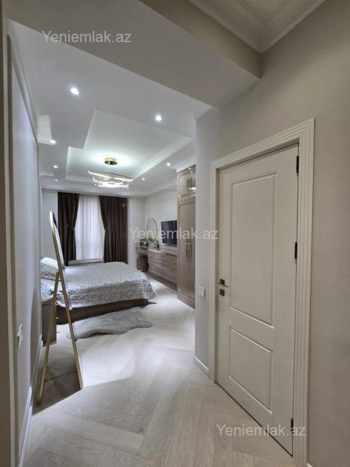 Satılır 3 otaqlı yeni tikili 156 m²