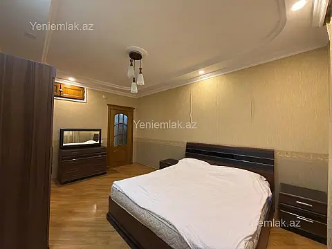 Satılır 3 otaqlı yeni tikili 145 m²