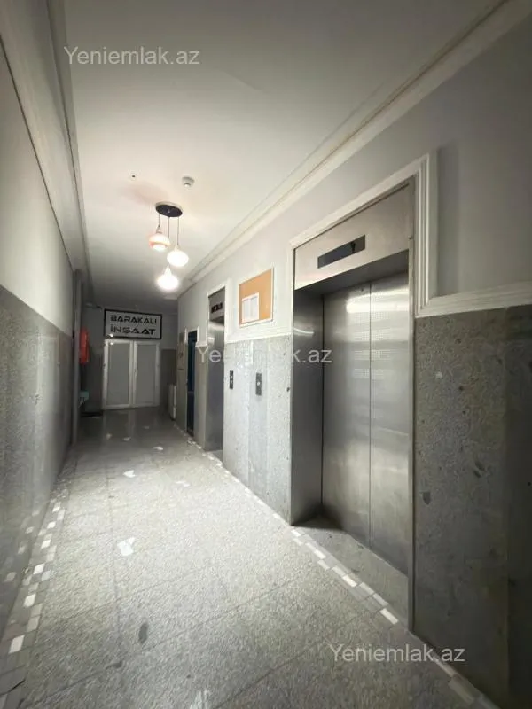 Satılır 3 otaqlı yeni tikili 145 m²