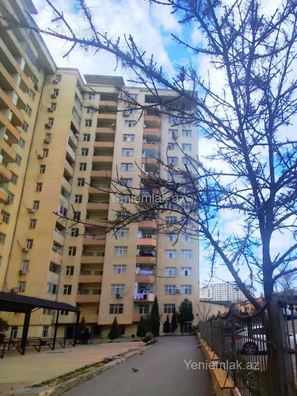 Satılır 2 otaqlı yeni tikili 87 m²