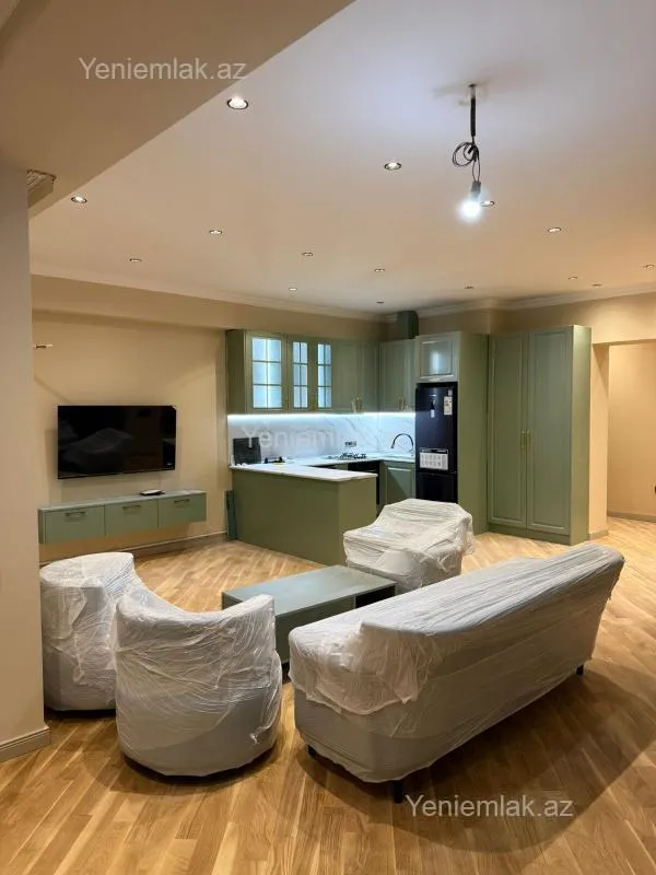 Satılır 3 otaqlı yeni tikili 122 m²
