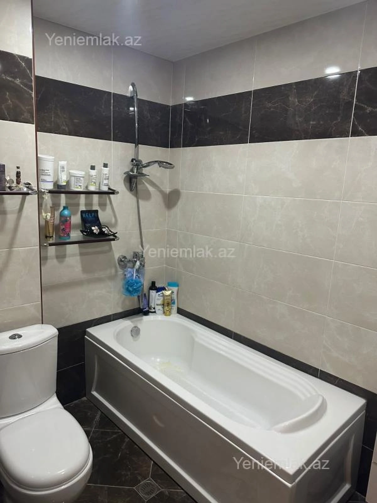 Satılır 2 otaqlı yeni tikili 70 m²