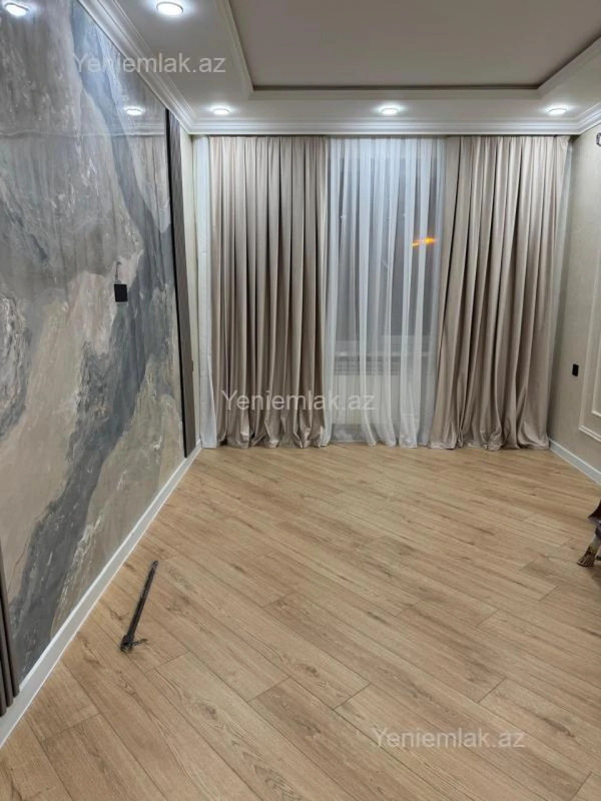 Satılır 3 otaqlı köhnə tikili 85 m²