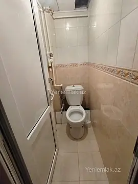 Satılır 2 otaqlı köhnə tikili 60 m²
