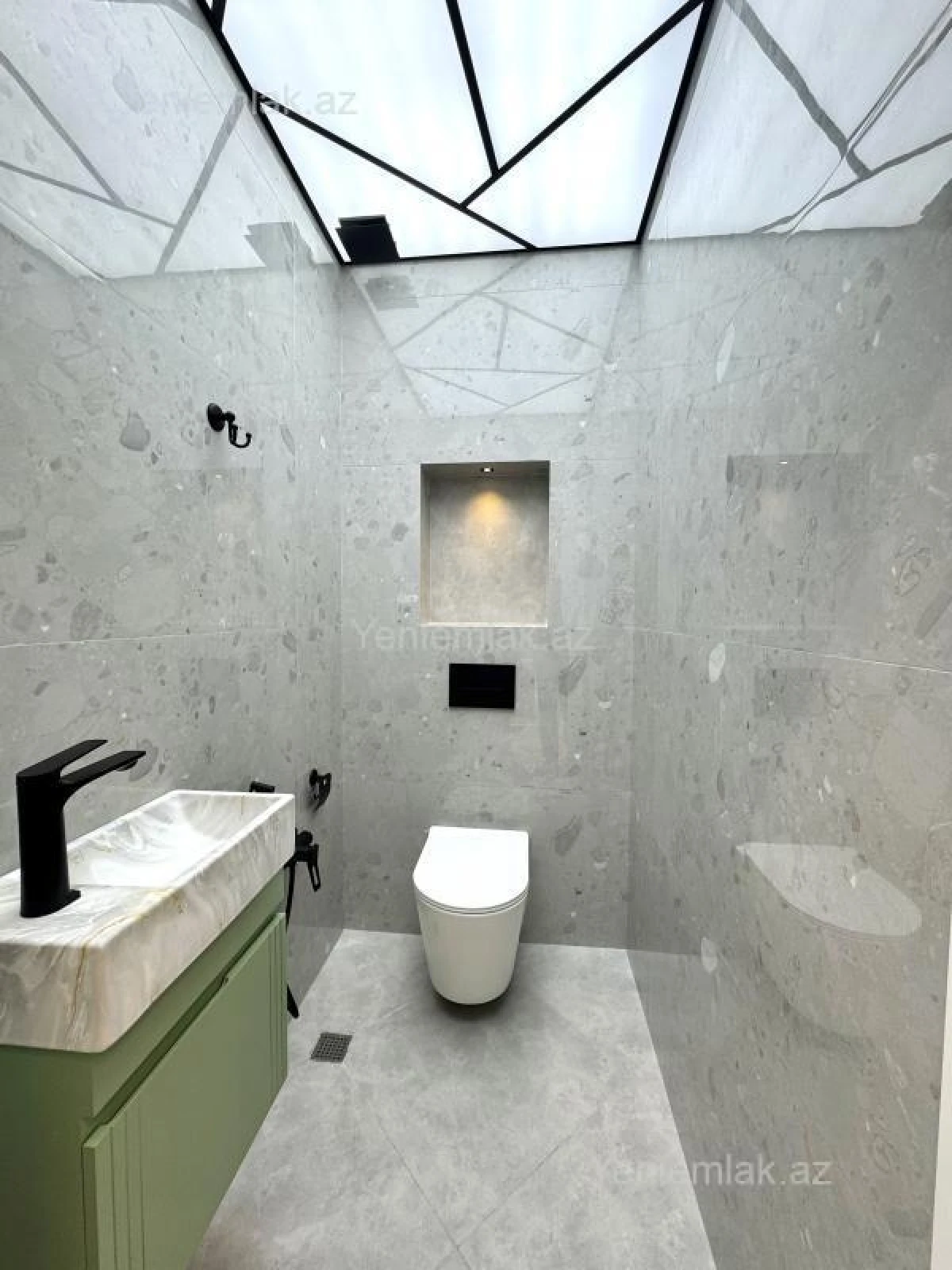 Satılır 3 otaqlı yeni tikili 91 m²