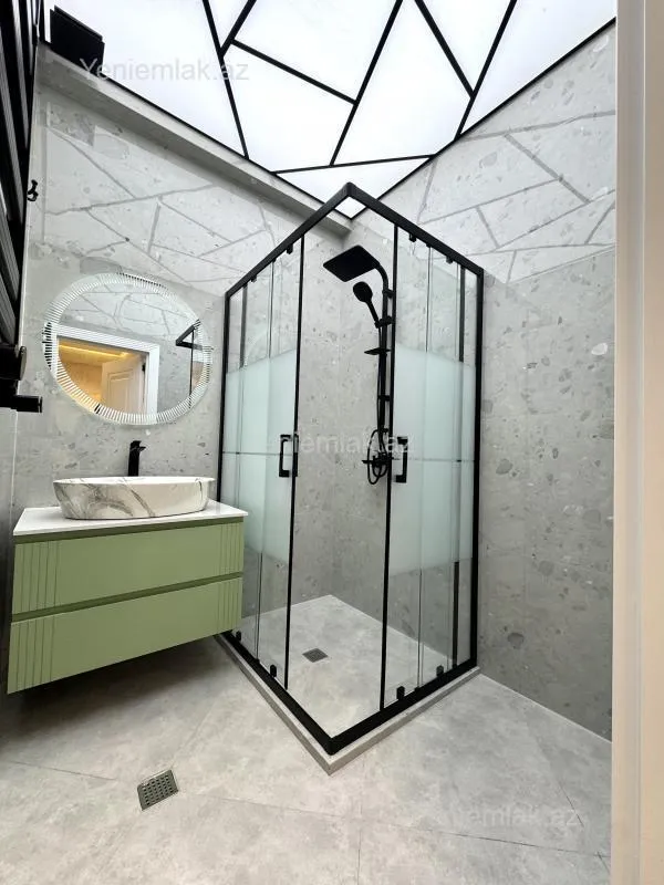 Satılır 3 otaqlı yeni tikili 91 m²