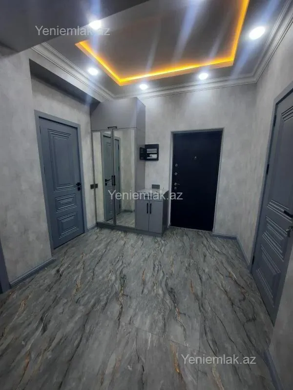 Satılır 2 otaqlı yeni tikili 85 m²