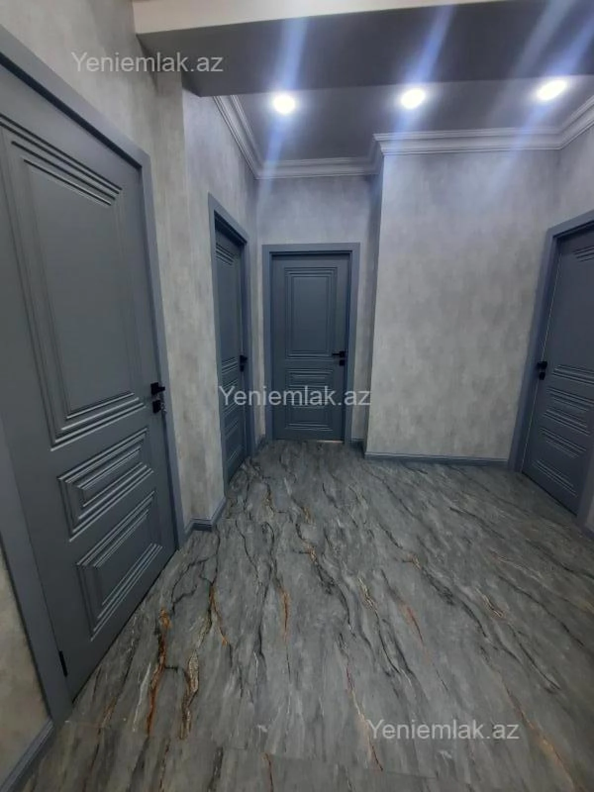 Satılır 2 otaqlı yeni tikili 85 m²
