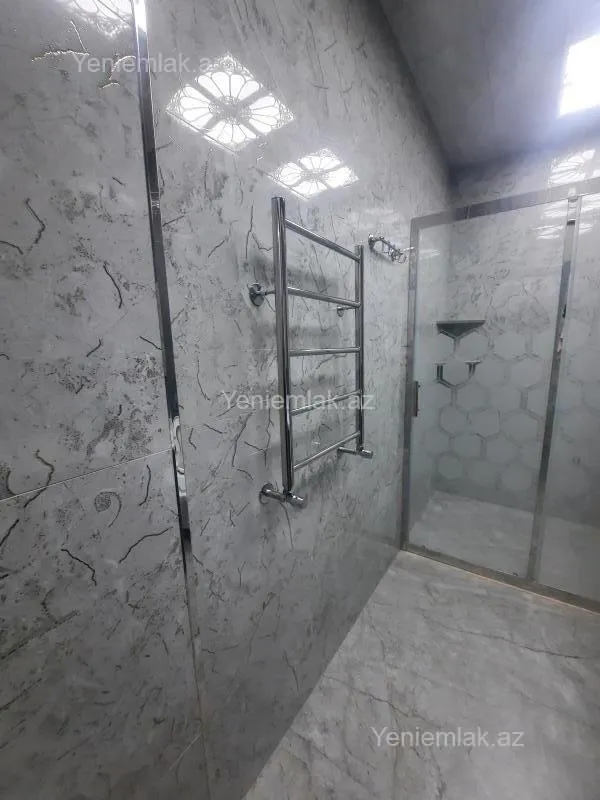 Satılır 2 otaqlı yeni tikili 85 m²