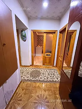 Satılır 4 otaqlı köhnə tikili 110 m²