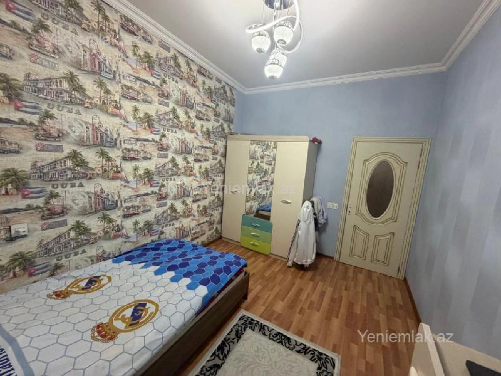 Satılır 3 otaqlı həyət evi 200 m²