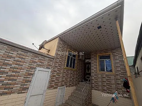 Satılır 3 otaqlı həyət evi 200 m²