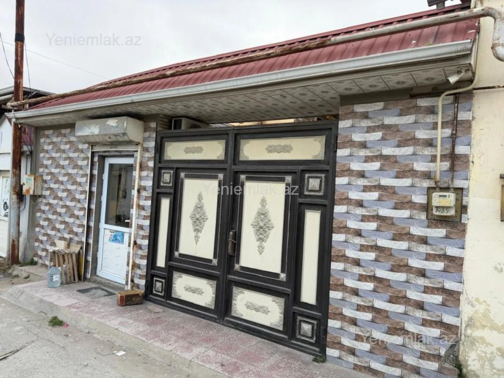 Satılır 3 otaqlı həyət evi 200 m²