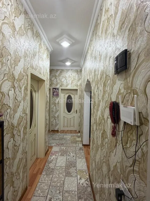 Satılır 3 otaqlı həyət evi 200 m²