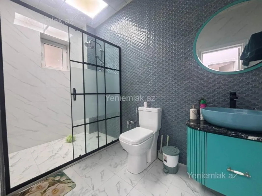 Satılır 4 otaqlı həyət evi 330 m²