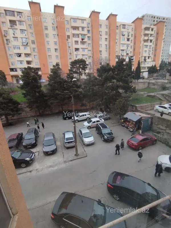 Satılır 3 otaqlı köhnə tikili 55 m²