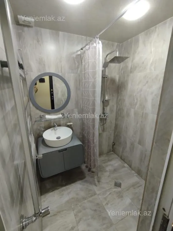 Satılır 3 otaqlı köhnə tikili 55 m²