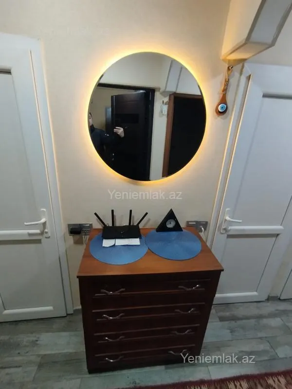 Satılır 3 otaqlı köhnə tikili 55 m²