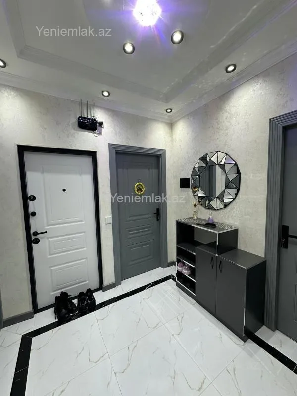 Satılır 4 otaqlı yeni tikili 110 m²