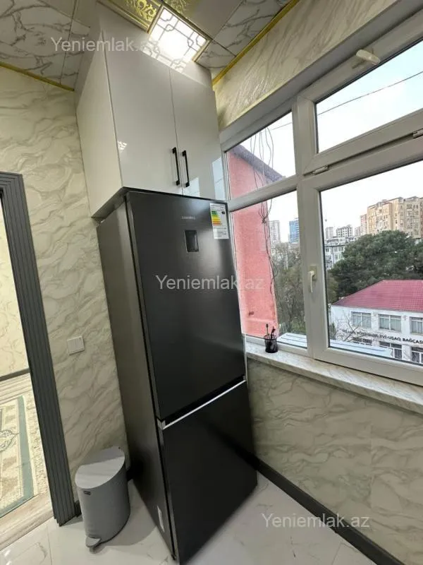 Satılır 4 otaqlı yeni tikili 110 m²
